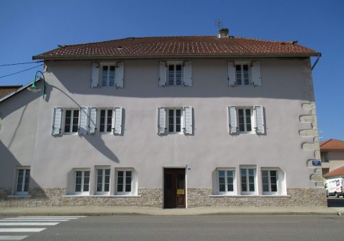 Maison après rénovation de façade à St Martin du Fresne